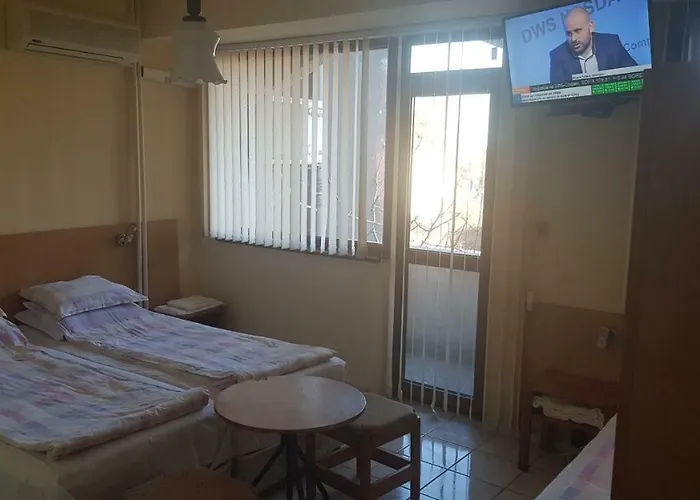 Гостевой дом Dvete Brezi Бургас